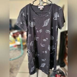 Black and white sea shell dress